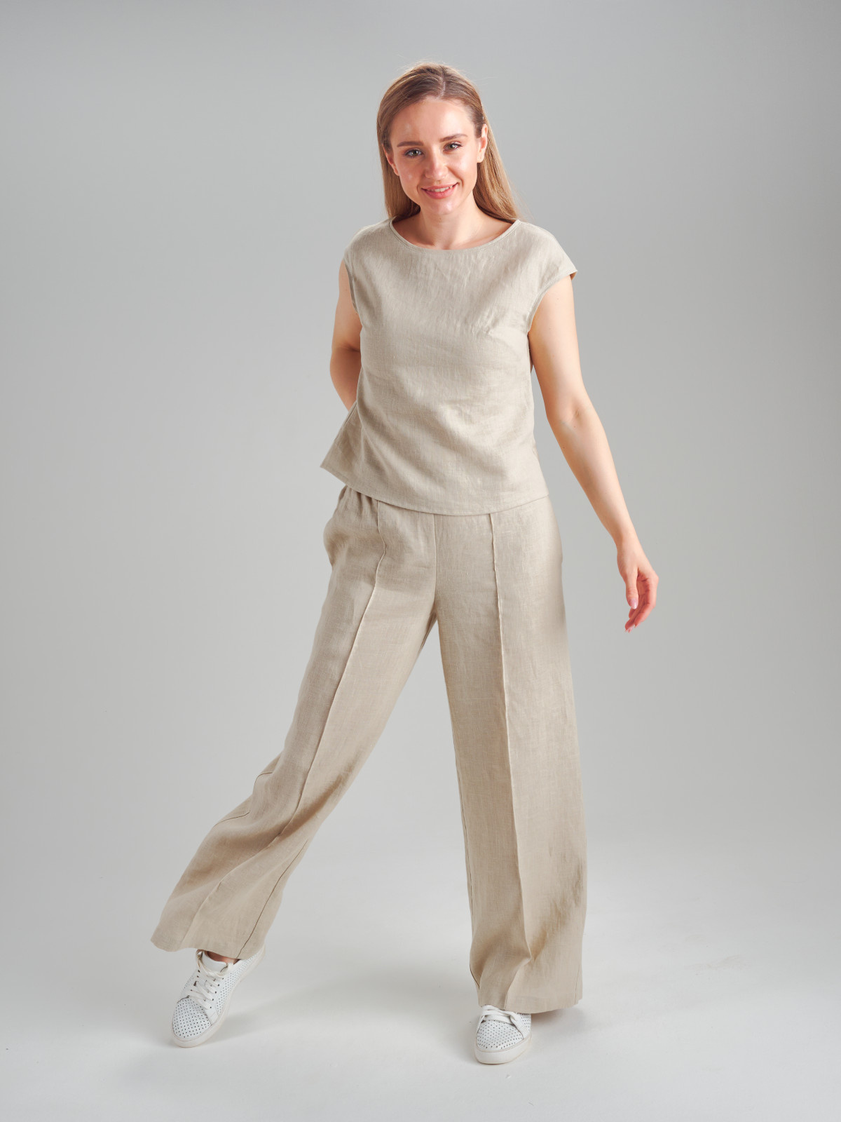 Топ со спущенным рукавом Сластия